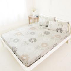 【米夢家居】台灣製造-100%精梳純棉巴洛克雙人床包三件組(米色)－雙人5尺